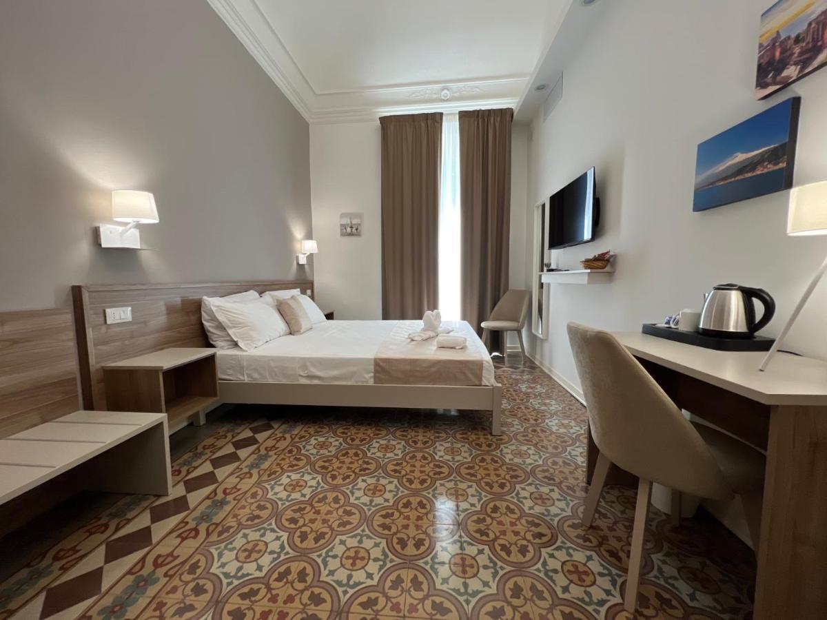 Nove Volte B&B Katania Zewnętrze zdjęcie